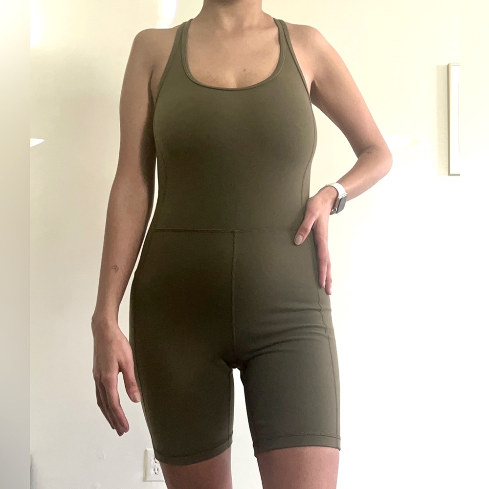 Aritzia, TnaLIFE™ Surge Romper